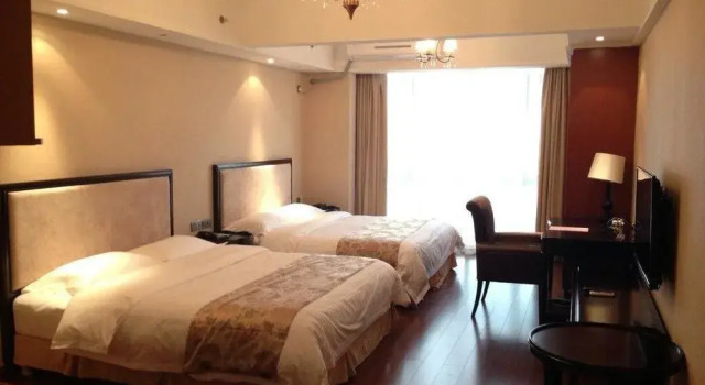 Jia Yisi Hotel