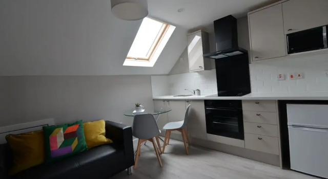 Homey Apartment in Coventry Near Coventry Cathedral, Забронировать Апартаменты/квартира Апартаменты Уэст-Мидлендс, Апартаменты/квартира