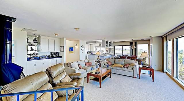 New Listing! Modern Beach Dream W/ Ocean Views Home, Rezerwuj Dom wakacyjny Hotele w Bodega z parkingiem, Parking