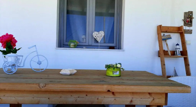 Blue View Villa #1 With Shared Pool, Prenota Appartamento Pounda Paro