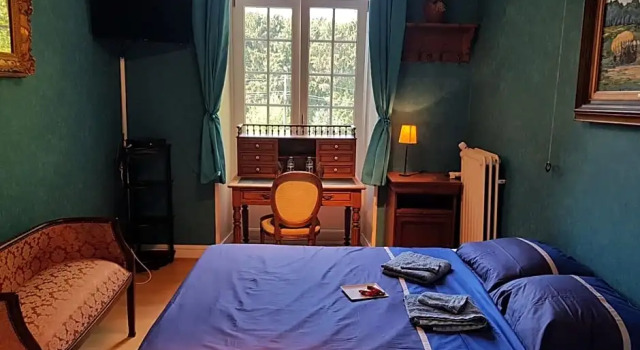 Номер Deluxe Château Lambert Moulinsart Hotel, shuttle airport, long term parking, snooker, large terrasse, dinner, breakfast