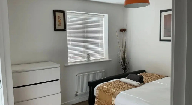House Sleeps 8 With Wifi, Забронировать Дом для отпуска Виллы Дартфорд, Вилла