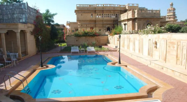 Двухместный люкс WelcomHeritage Mandir Palace