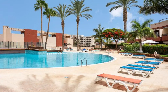 Апартаменты 112 SEA VIEW Paraiso II by Sunkeyrents