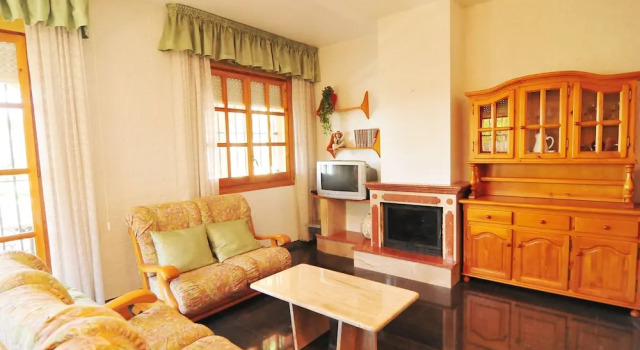 Amitie - Costa Barcelona by Homeholidaysrentals
