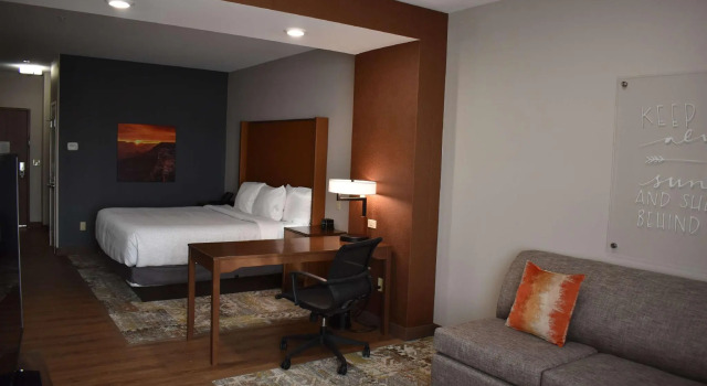 Двухместный номер Superior La Quinta Inn & Suites by Wyndham Flagstaff East I-40