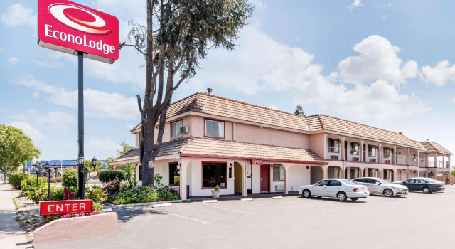 Двухместный номер Standard Ramada Limited Gilroy