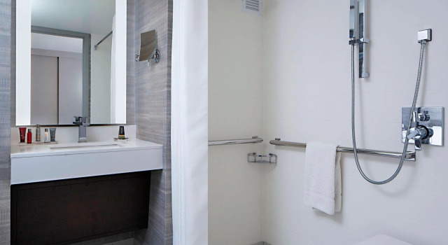 Четырёхместный номер Standard Indianapolis Marriott Downtown