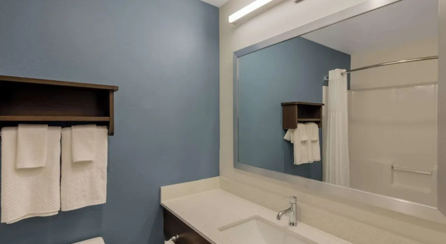 Номер Standard WoodSpring Suites Roanoke