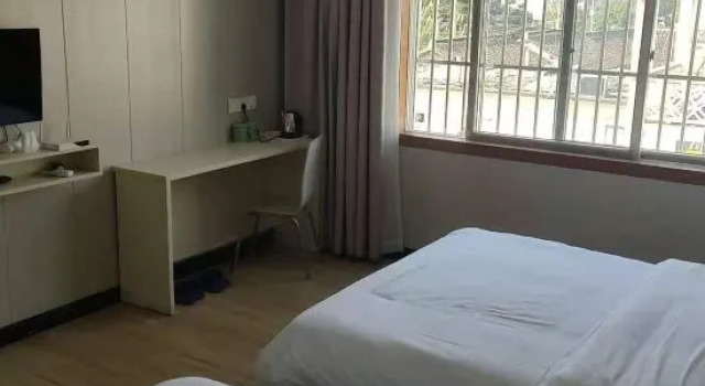 Номер Standard Yuhong Hotel
