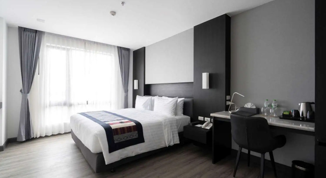 Двухместный номер Superior с красивым видом из окна SureStay Hotel by Best Western Vientiane