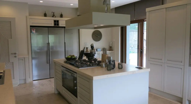 Вилла с балконом Vhillas Private Luxury Villa Yalikavak