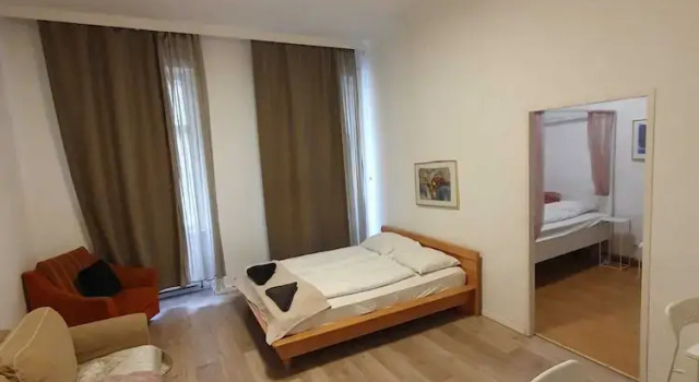 Апартаменты Modern 2BR Apt Near Karlsplatz