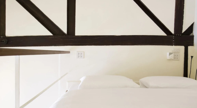 Номер Standard с балконом и с видом на реку Baan Luang Rajamaitri Historic Inn