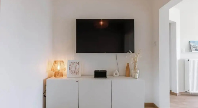 Modern Apartment With Balcony Near City Center, Rezerwuj Apartament Hotele w Bruksela z parkingiem, Parking