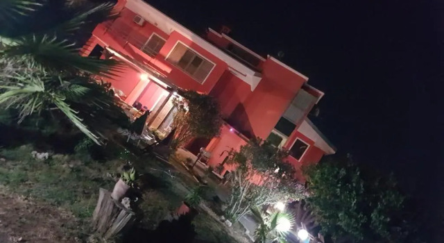 Коттедж Villa DonnAnna