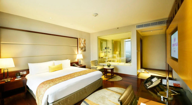 Двухместный номер Standard с видом на город Crowne Plaza Kochi by IHG