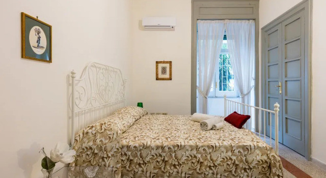 Apartment - Corso V. Emanuele III BH 81, Забронировать Апартаменты/квартира Неаполь Кампания, рядом с Mergellina Metro Station