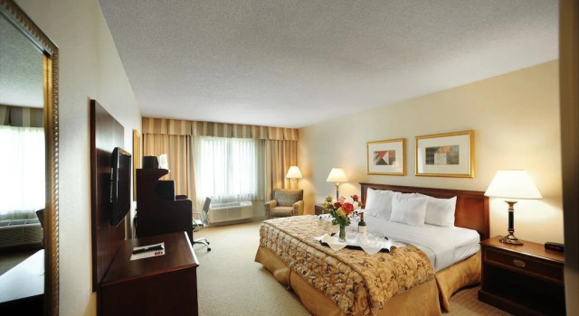 Staybridge Suites Overland Park - Kansas City S by IHG