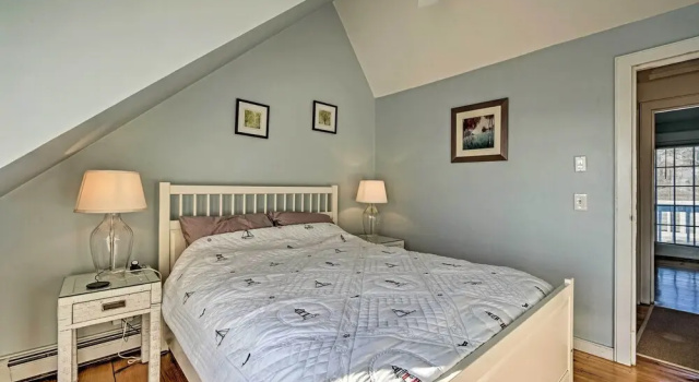 Апартаменты с 2 комнатами с балконом Ocean View + Beach Access: Cape Cod Townhome