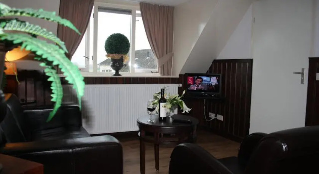 Herberg de Luchte, Book Hotel Hotels in Kootwijk with Parking, Parking