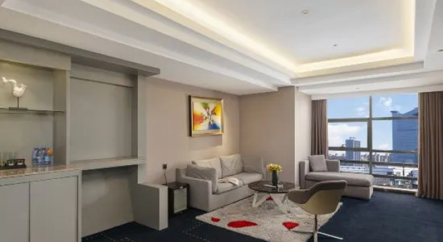 Люкс Executive Aishang Hotel (Lecong Furniture Mall, Foshan)