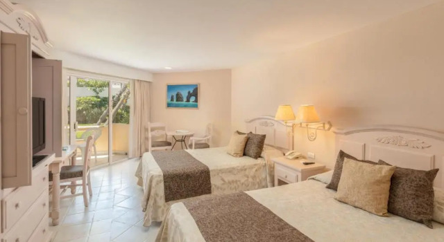Четырёхместный номер Standard с видом на сад Posada Real Los Cabos