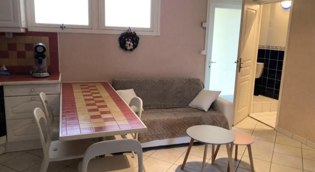 Apartment with 2 Bedrooms in Ault, with Furnished Terrace And Wifi, Varaa Huoneisto Ault 