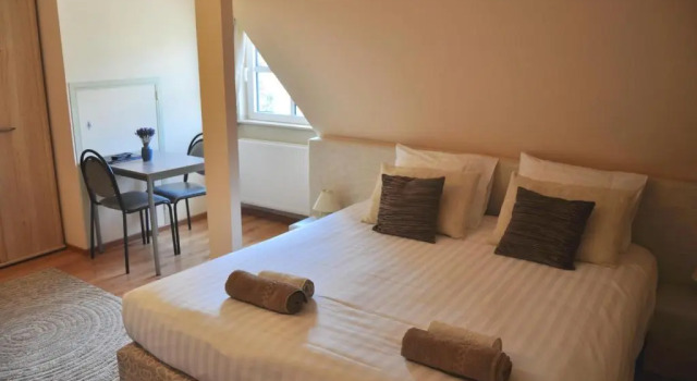 B&B Latemberg, Забронировать Отель «постель и завтрак» Звалм 