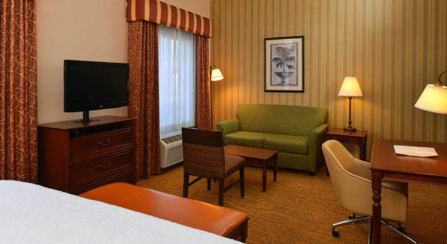 Двухместная студия Hampton Inn & Suites - Coors Road