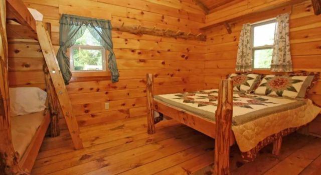 Robin Hill Camping Resort Deluxe Cottage 13, Buchen Sie Campingplatz Lenhartsville Pennsylvania