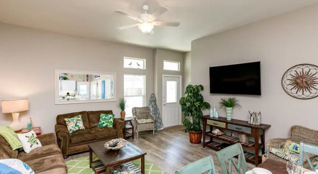 Crab Shack A Padre Island Townhome by RedAwning, Rezerwuj Hotel Padre Island 