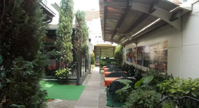 B&B Passage