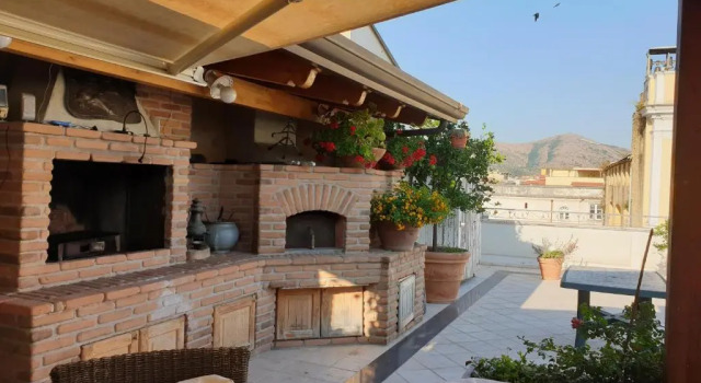 Полулюкс Deluxe Al centro Luxury Home