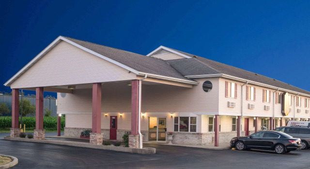 Super 8 by Wyndham Wapakoneta, Prenota Hotel Wapakoneta Ohio