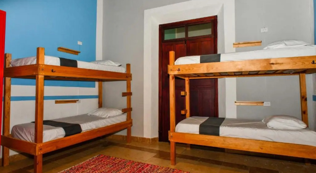 Кровать в общем номере Hostal La 59