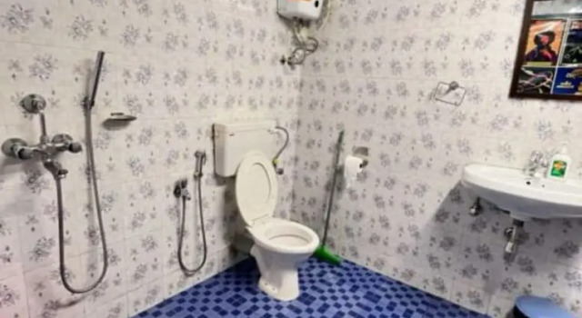 Номер Standard с балконом U.R.D.Ki You are the key Hostels
