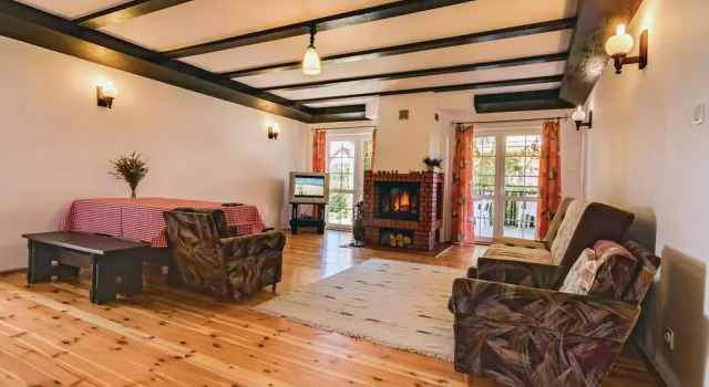 Awesome Home in Rowy With 4 Bedrooms and Sauna, Varaa Hotelli Rowy 