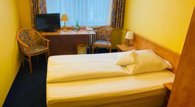 Одноместный номер Standard Friends Hotel Kerpen