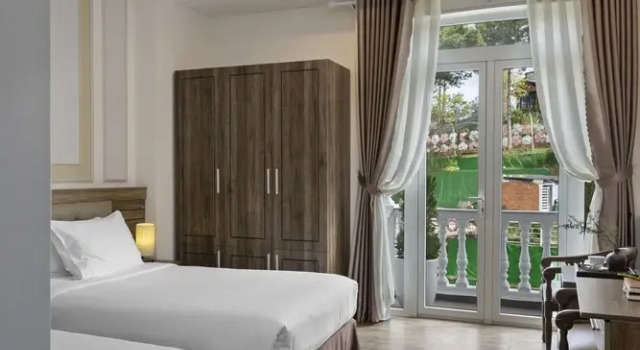 Двухместный номер Deluxe с видом на город New Life Dalat Hotel