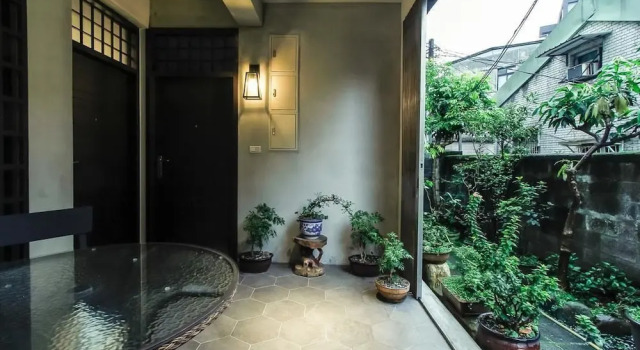 The Grey Loft One