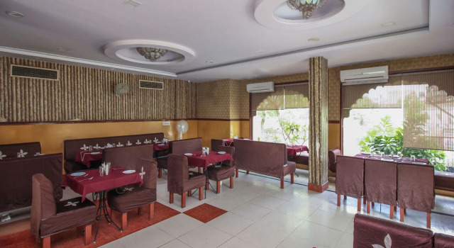 Mahal Rajwada Resort