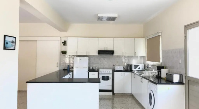 Апартаменты с 3 комнатами Himonas Apartments