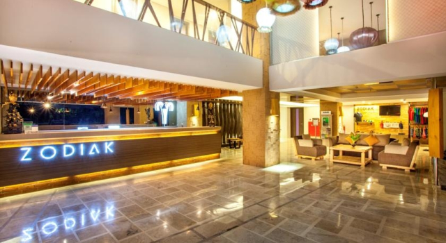 Zodiak at Seminyak Bali, Забронировать Отель Семиньяк Бадунг