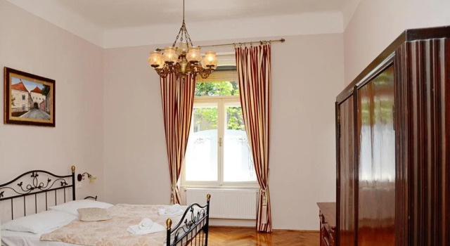 Apartments & Rooms Flowers, Забронировать Апартаменты/квартира Апартаменты Загреба, рядом с Zagreb Stone Gate, Апартаменты/квартира