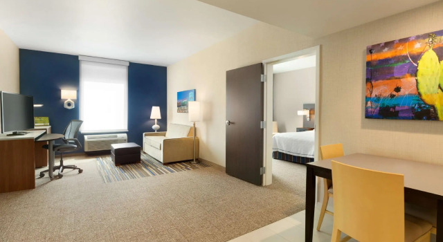 Двухместный люкс Home2 Suites By Hilton Glendale Westgate