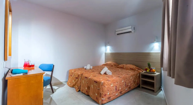 Апартаменты c 1 комнатой с балконом Paul Marie Hotel Apartments