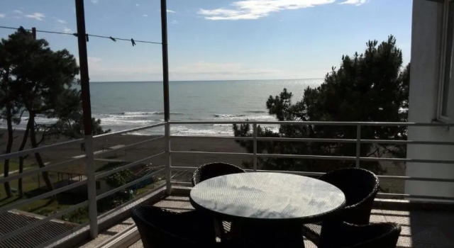 Апартаменты Apartment near the Black Sea Ureki