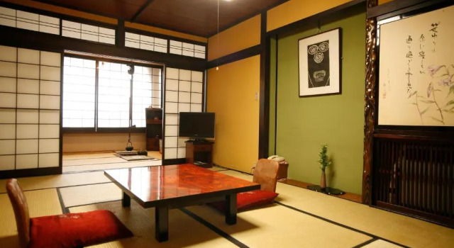 Номер Deluxe Japanese-Style Ryokan Asunaro