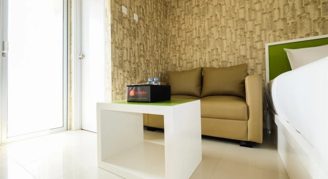 Modern and Minimalist Studio Bassura City Apartment, Book Apartment Jakarta Jakarta Province